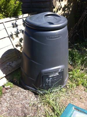 Black compost bin new never used 8 cu ft 🥇 | Posot Class