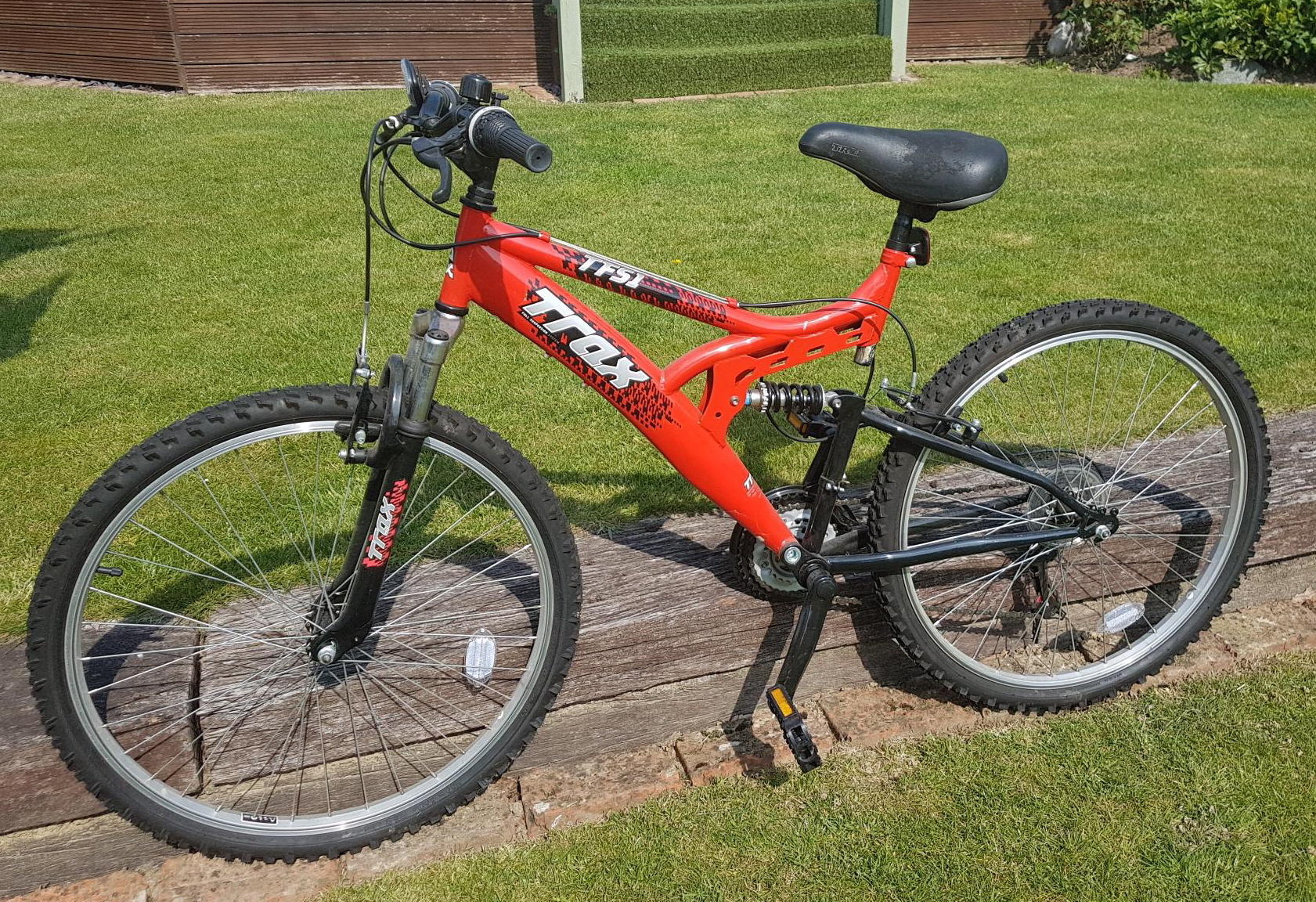 trax 24 mountain bike