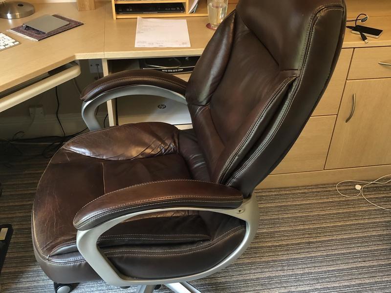 Ikea joakim office swivel chair in exeter | Posot Class