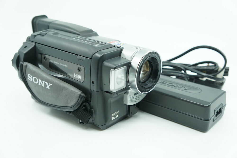 Sony 8. Hi8 Sony CCD-TRV 180x. Видеокамера Sony CCD-trv59e. Sony Handycam hi8.