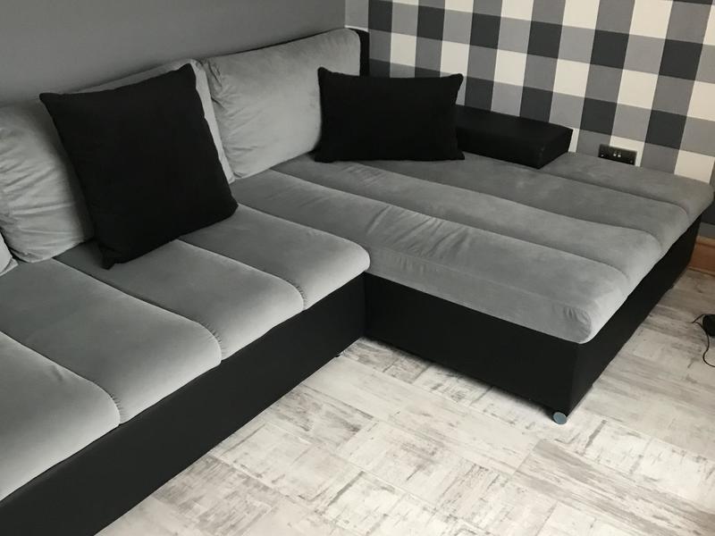 sofa bed right corner