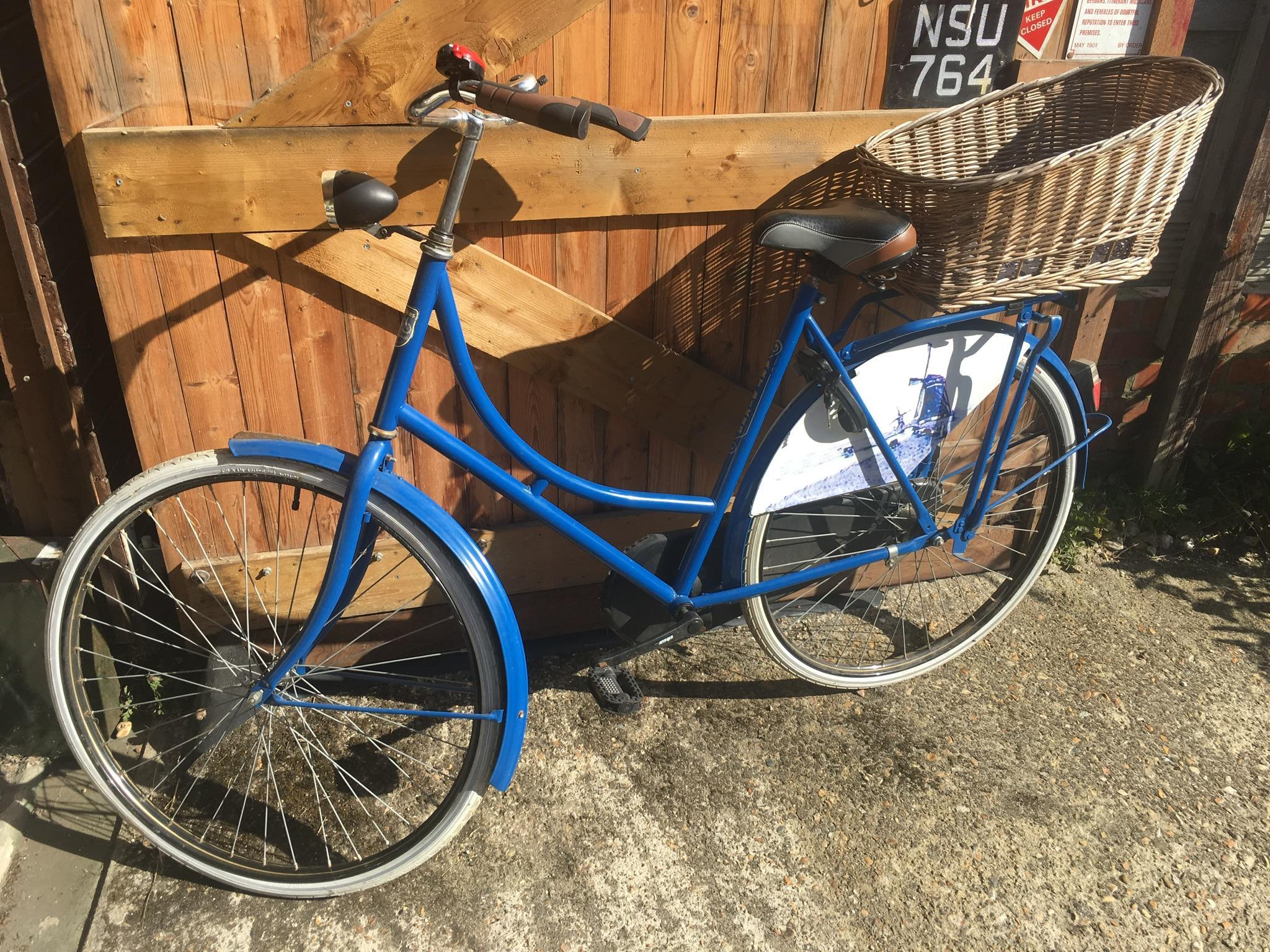 dutch granny bike