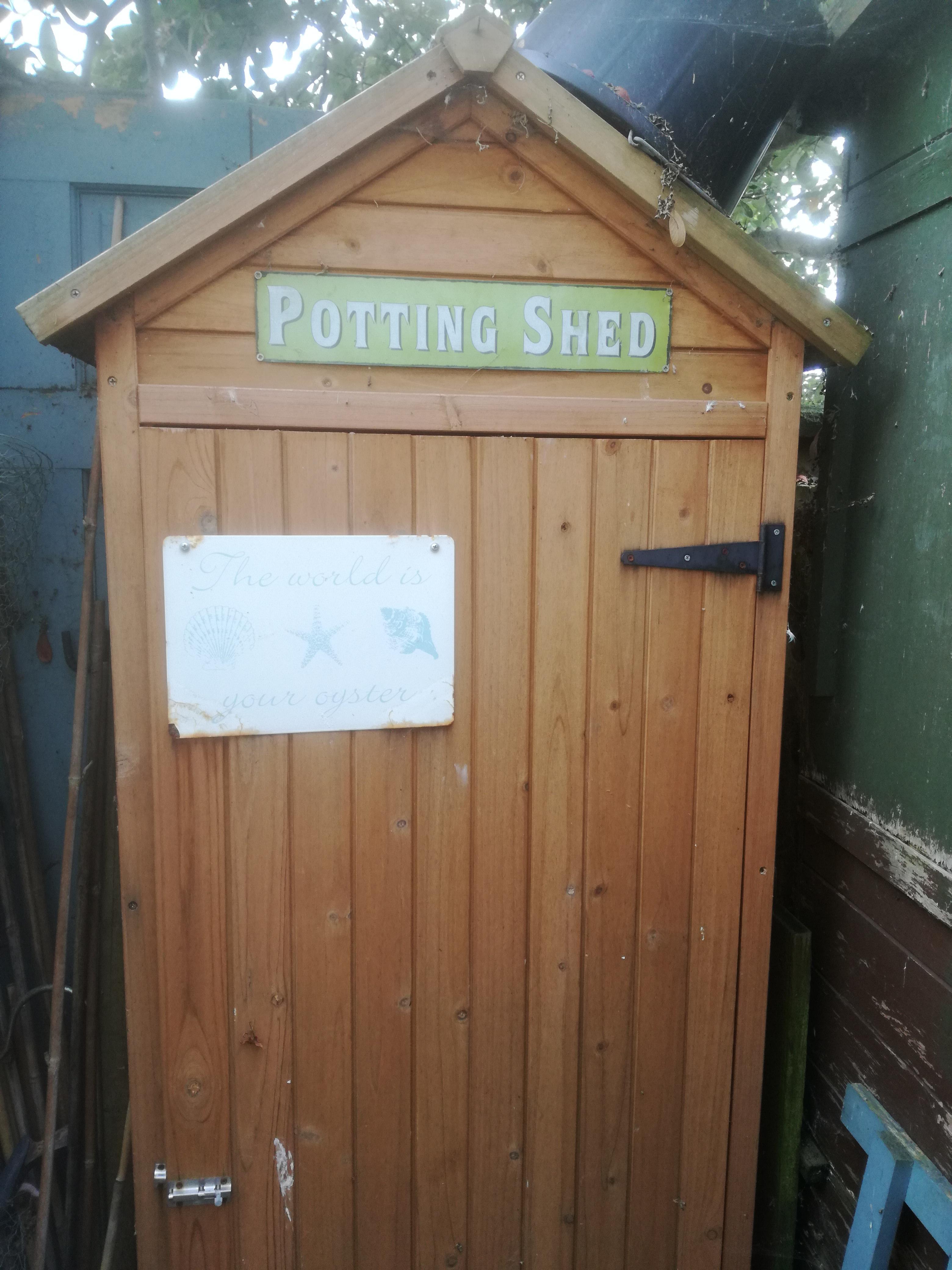 Chicken shed for sale just 50 woburn sands 🥇 Posot Class