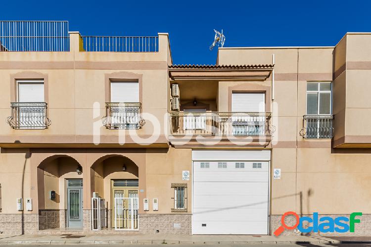 Gran casa en venta de 250 m² en Calle Almería, 04745 La