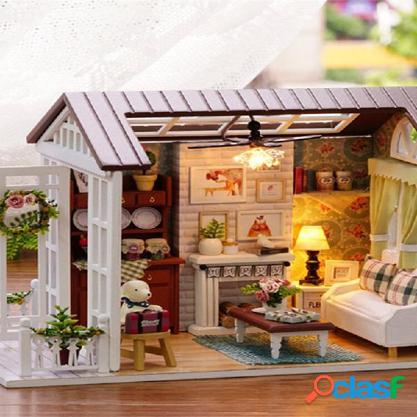 Happy Times Casa de muñecas de madera en miniatura DIY Casa