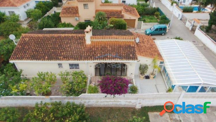 Casa-Chalet en Venta en Troyas Alicante