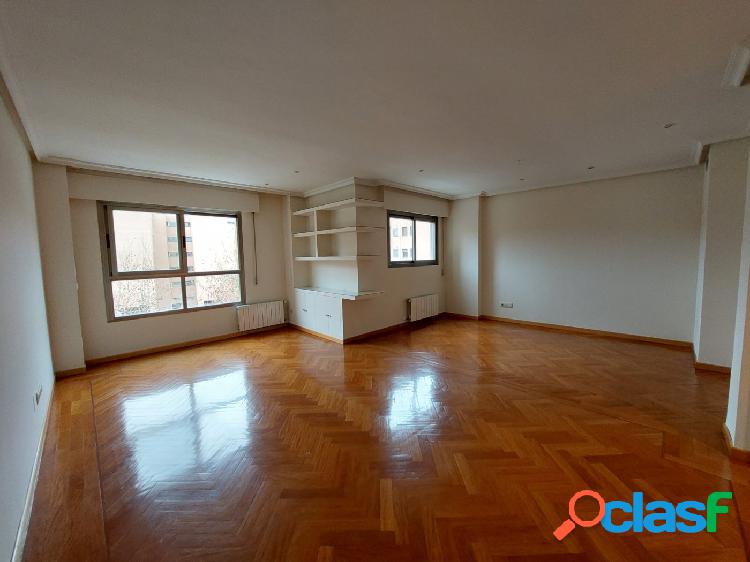 Alquiler estupendo piso muy luminoso en Arganzuela