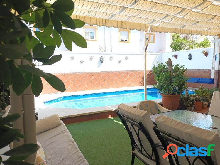 CASA CON PISCINA EN ENCINAREJO, CÓRDOBA