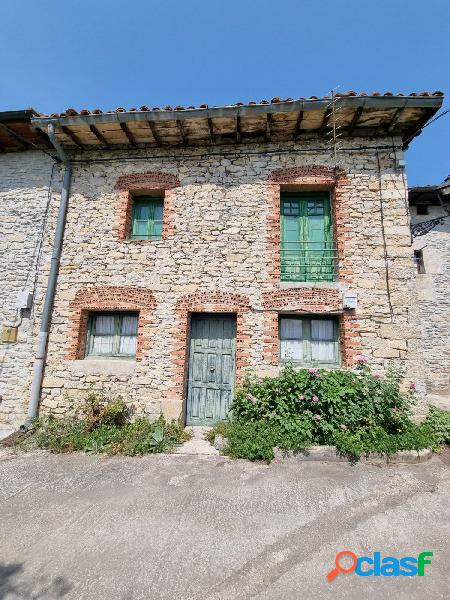 CASA CON TERRENO