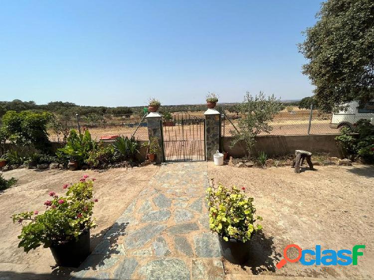 CHALET EN VENTA CTRA OLIVENZA-CHELES