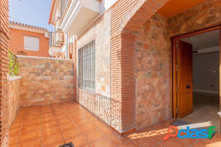 Casa Adosada en Venta en Peligros