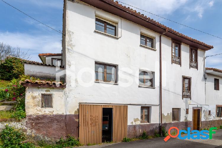 Casa en venta de 233 m² Lugar Las Bárzanas, 33456