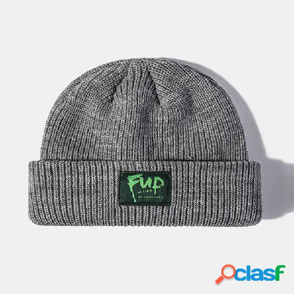 Gorro unisex de punto liso con parche de letras jacquard