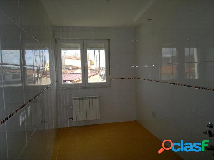 Urbis te ofrece un precioso piso en venta en Arapiles,