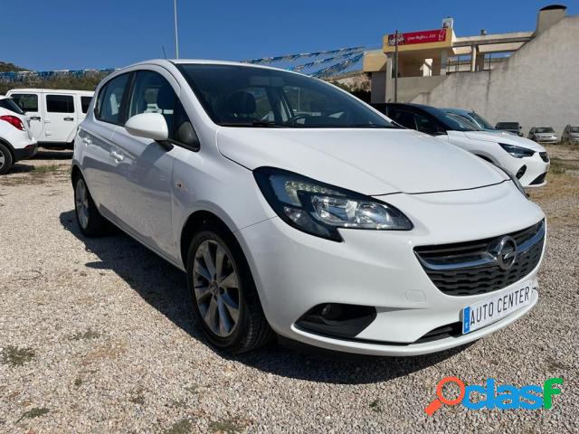 OPEL Corsa gasolina en CalviÃ (Islas Baleares)