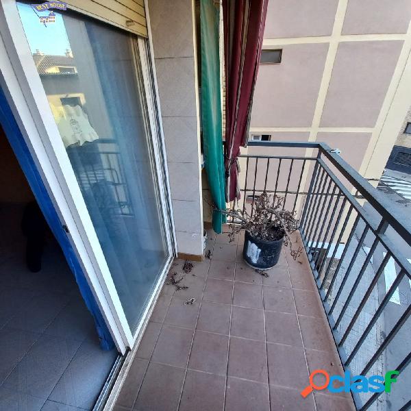 OPORTUNIDAD! PISO PARA REFORMAR 3 HABITACIONES EN RUBÍ ZONA