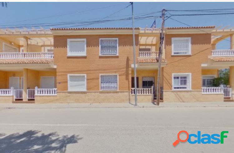 SE VENDE CHALET ADOSADO DE 4 DORM. EN ORIHUELA