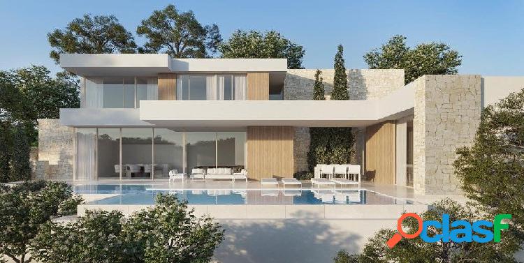 VILLA DE LUJO DE OBRA NUEVA EN MARAIRA