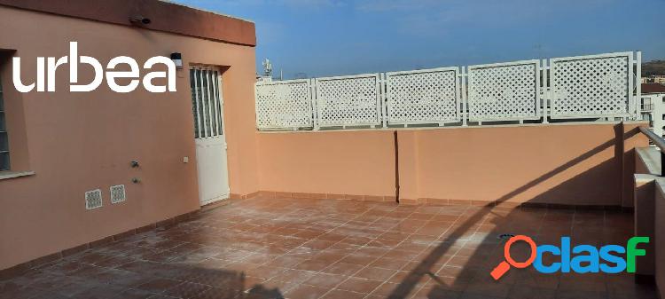 Ático en el centro de Málaga, con terraza de 50m².