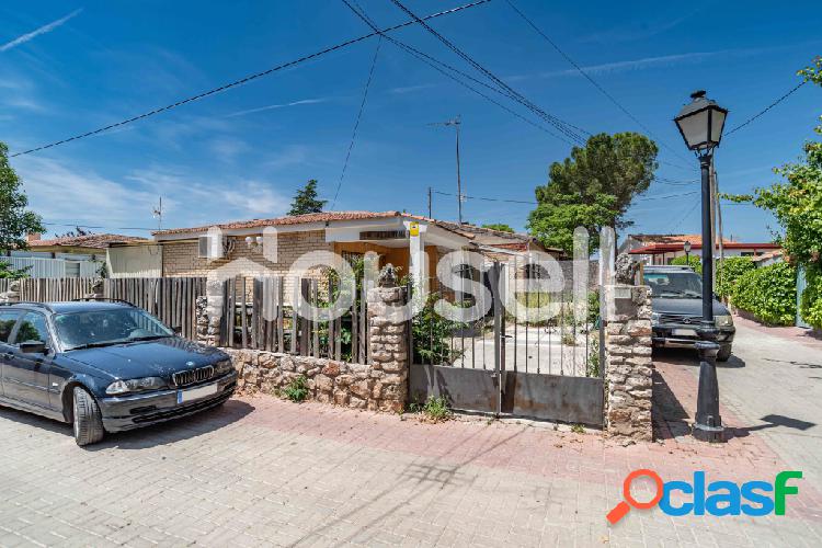 Casa en venta de 90 m² en Calle de la Ermita, 28598