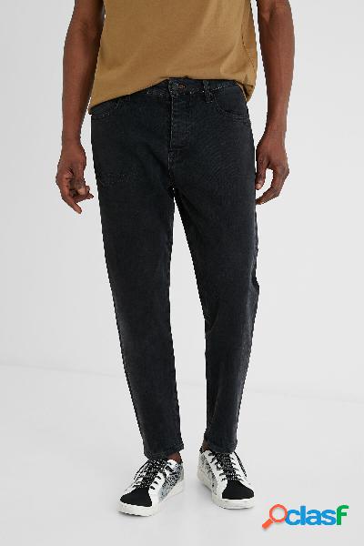 PantalÃ³n vaquero recto oscuro