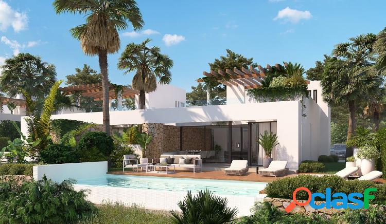 VILLAS PAREADAS DE OBRA NUEVA EN PRIMERA LÍNEA DE GOLF EN