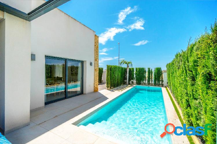 Villa Con piscina privada en Ciudad Quesada