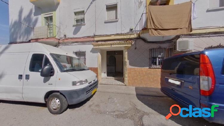 Vivienda en Barriada La Piñera, Algeciras. 3 habitaciones.