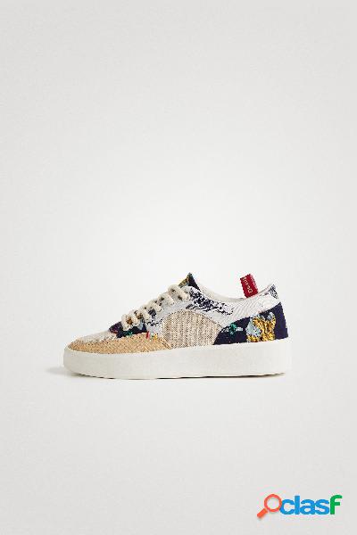 Zapatilla patch con rafia