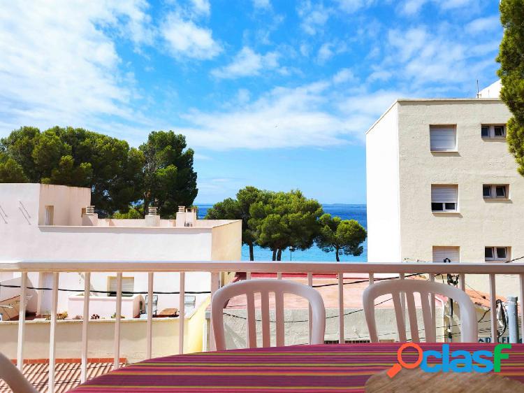 Apartamento en segunda linea de playa en Almadrava con