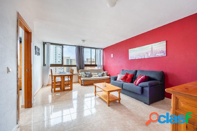 Apartamento en zona de levante 2 dorm!!