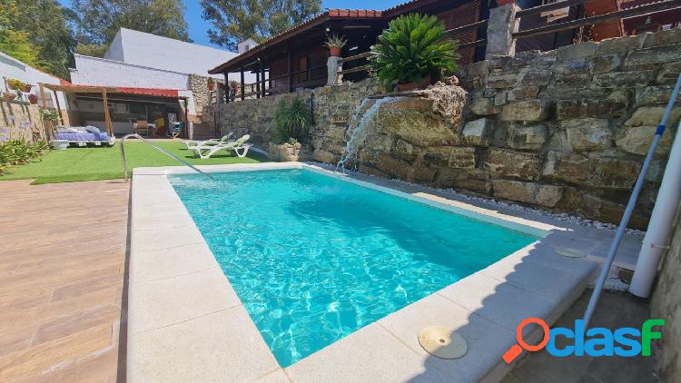 Casa con piscina en San Roque