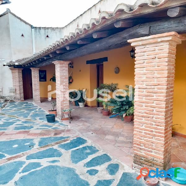 Casa en venta de 507 m² en Calle Palmera, 10290 Trujillo
