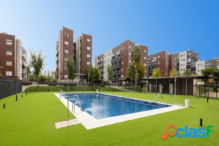 PISO DE DOS DORMITORIOS EN ESPECTACULAR URBANIZACIÓN CON