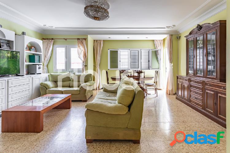 Casa en venta de 384 m² Calle Junco, 35010 Palmas de Gran
