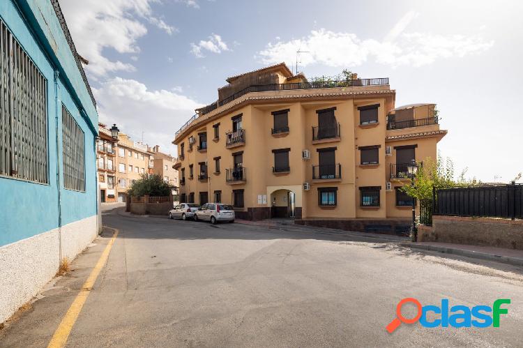 PISO EN VENTA EN LA ZUBIA CON PARKING