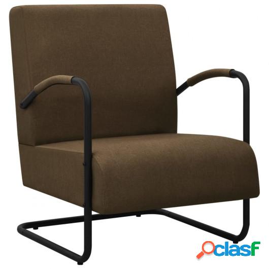 Sillón de tela marrón oscuro