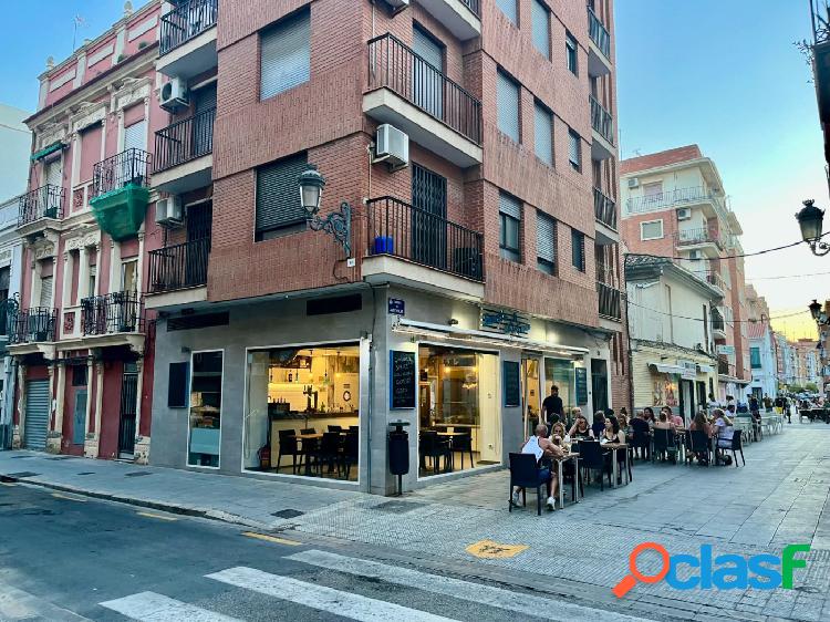TRASPASAR, Bar/ Restaurante en popular Cabanyal, Valencia