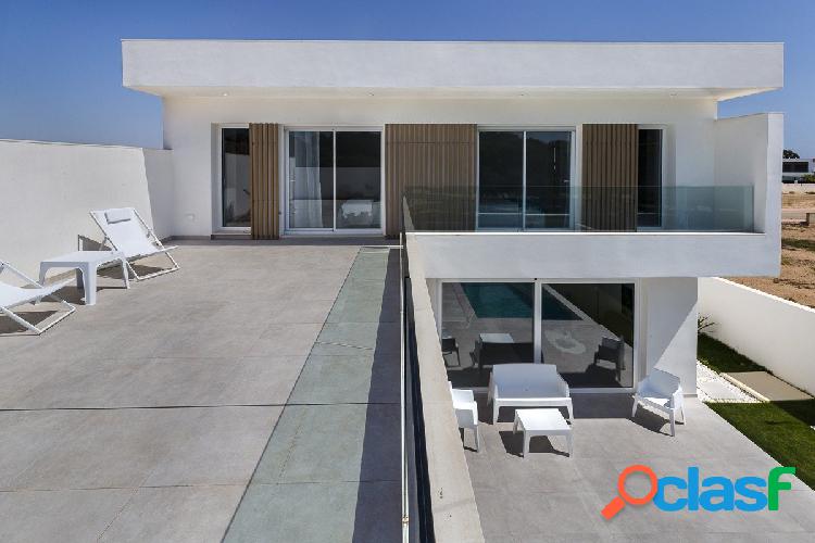 VILLAS DE OBRA NUEVA EN SANTIAGO DE LA RIBERA
