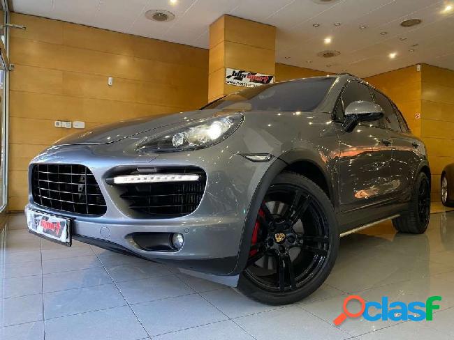 Porsche Cayenne Turbo Aut. '10