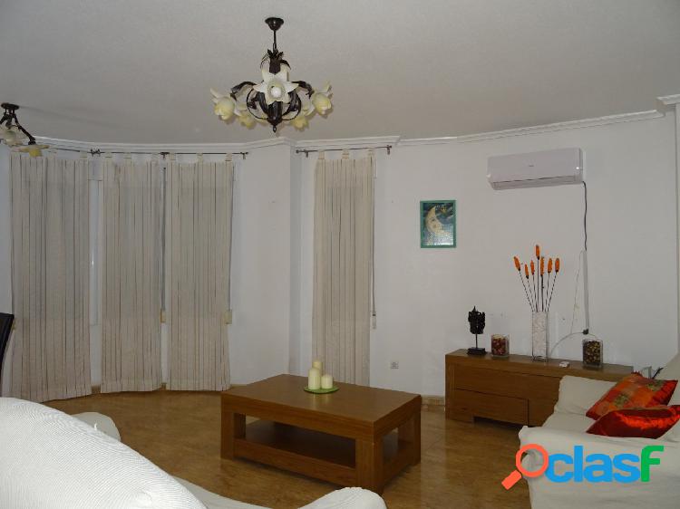 SE VENDE BUNGALOW EN BUEN ESTADO EN EL CAMINICO DE ELCHE EN