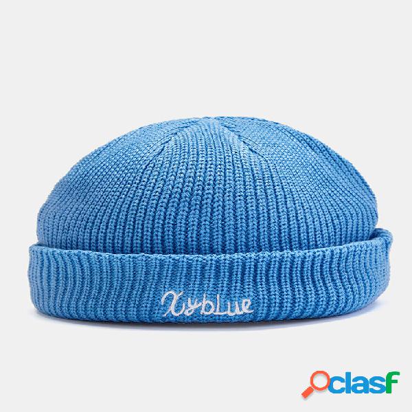 Gorro de punto unisex con letras bordadas informales Keep