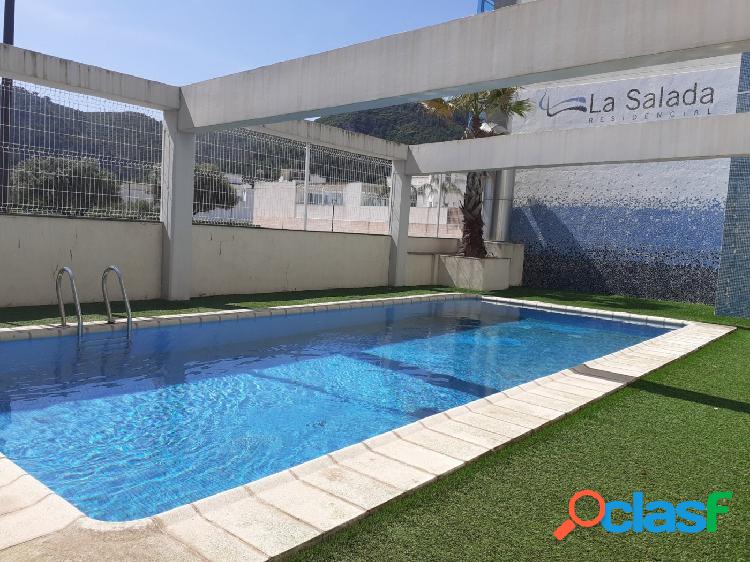 Piso de 3 dorm. y 2 baños con piscina comunitaria en Xeresa