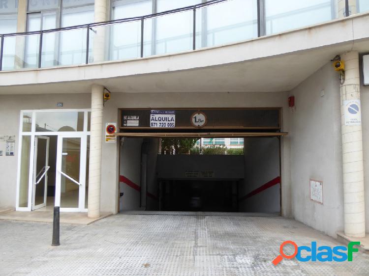 Se alquilan plazas de aparcamiento en Joan Miro-Bonanova