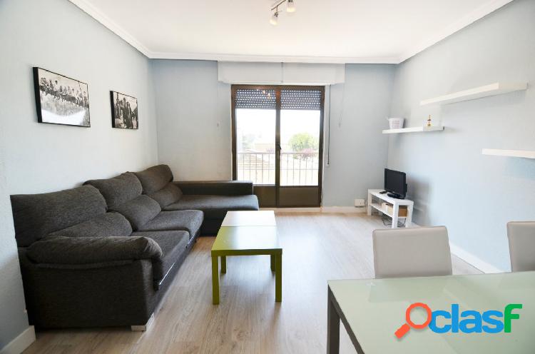 Urbis te ofrece un piso en alquiler en la zona de San