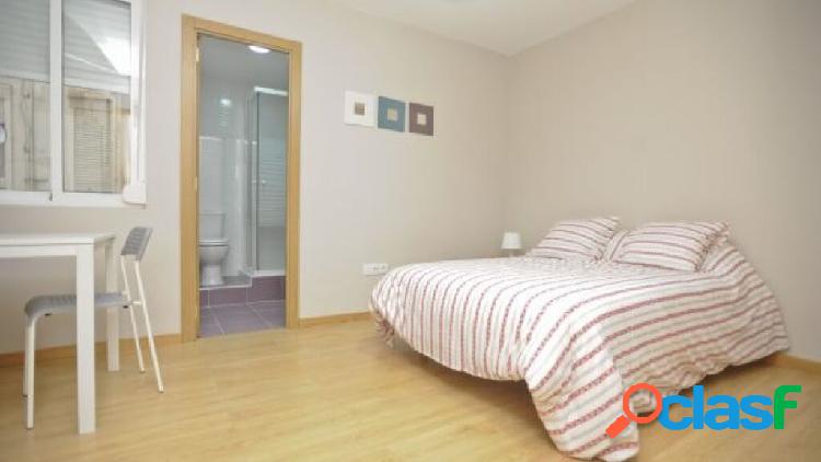 Modern room to rent on Calle del Maestro Racional