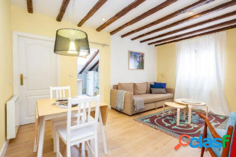 Cálido apartamento en el barrio de Malasaña