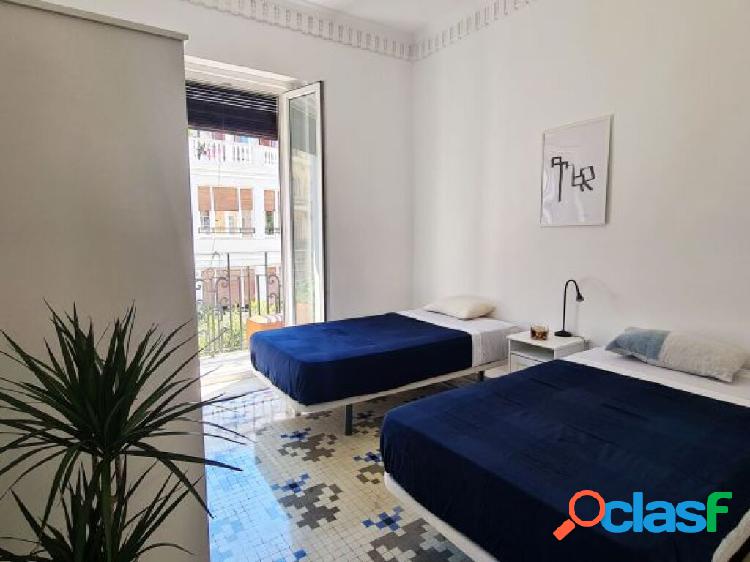 Coliving vibrante para 2, en el centro de la ciudad