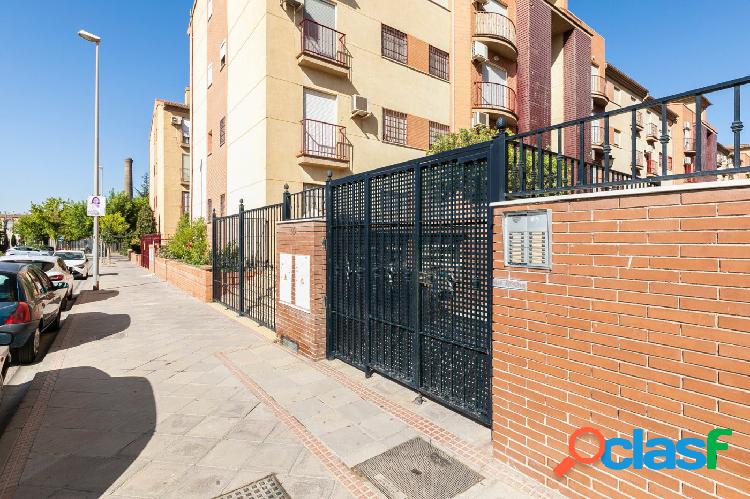 Espectacular piso prácticamente a estrenar en Atarfe