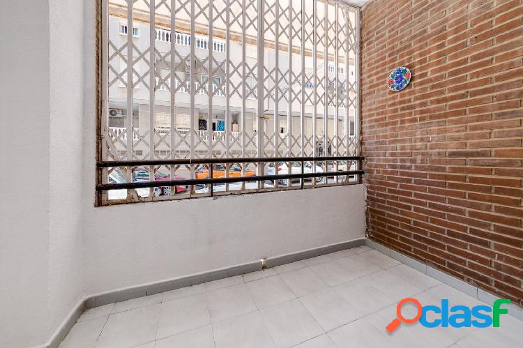 APARTAMENTO DE 2 DORMITORIOS PARA REFORMAR EN ZONA HABANERAS